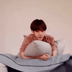 [EXO] 이거 <b>완전</b> 강아지 꼬리 달린거같음