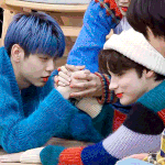 투바투 수빈 휴닝카이 껌딱<b>지즈</b> 팔씨름