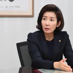 이재명 향해 <b>날</b> 세운 나경원