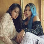 오마이걸 <b>미미</b> 지호 퍼스트룩 화보컷이랑 인터뷰