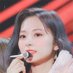 코 앞에서 봐야 제대로 봤다는 <b>느낌들</b> 여돌