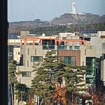 여기네 <b>위치</b>선정 칭찬한다