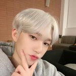 나 <b>회색</b>후드 좋아하네