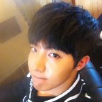 <b>정호석</b>