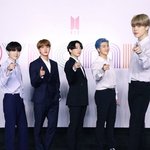 [방탄소년단] 아미들 <b>지미</b>니 놀리는거봨ㅋㅋㅋ