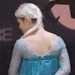 [트레저] 엘사지훈 <b>뒤태</b>ㅋㅋ