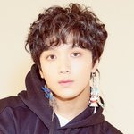 야 나 몰랐는데 귀걸이가 <b>짱구네</b>