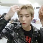 핏옆으로<b>아방</b>한후드티추천해주라