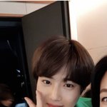 <b>수호</b> 눈이 너무 예뻐