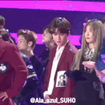 이거 수호 <b>뒤</b>에 남<b>돌</b> 누구임?