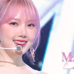 <b>예린</b> 확실히 앞머리 내린 게 나은 듯