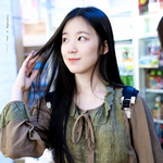 [댓글부탁해] <b>슈화</b> 얼굴 긴 편임??