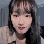 <b>이나은</b>