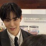 너네 구체적인 이상형 쓰고 가봐