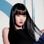 스테이씨 윤 개예쁘지않음?
