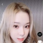 [드루와] 에스파 <b>윈터</b> 옷 이거 뭔지 아는사람..?