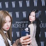 [이것좀봐줘] 아이돌 그룹 아이존 강혜원, 기 <b>민주</b> 셀카 찍는 법
