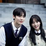 황민현 얼굴 근황 좀 보셈