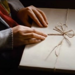 등장씬에서 여자들 <b>탄식</b> 나온 영화 장면