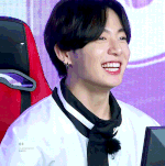 [방탄소년단] <b>겜</b>하다 신나버린 토끼를 봐줘