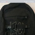[댓글부탁해] 요즘 백팩에 그물처럼 <b>엑스</b>자 쳐져있는 그런거