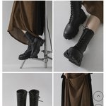 <b>워커</b> 사고 싶은데 유행 탈까