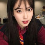 [댓글부탁해] 얼굴만 봤을때 <b>누가</b>더이쁨?????