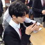 [댓글부탁해] 이사람 누구임????????