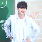 사진도 의미있게 6개만 두고간다