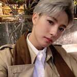 [NCT] <b>인준</b>이 이거 어디 올라온 셀카야?