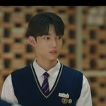 이 분 존잘임