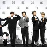 [방탄소년단] 윤기도 간담회 라이브로 봤겠지?