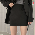 얘들아 이런 H치마 <b>위에</b> 뭐입어야 ㄱㅊ을까