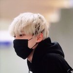 얘 누구냐 제발