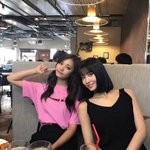 나 오늘 돈때문에 친구들이랑 싸웠어..