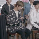[NCT즌] 박지성 <b>하트</b> 누르는 거 봐ㅋㅋㅋㅋㅋ