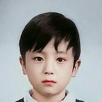 아기 <b>재현</b>
