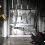 아파트 불. 엄마 사망.10대 부상.24명 연기 마셔 대피
