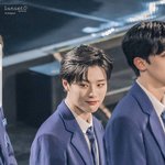 조승연 <b>초동</b> 8만장 찍었네