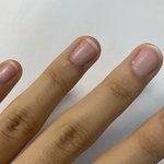 내 <b>손톱</b> 많이 더러워?