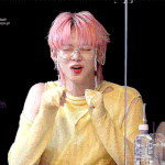 연준이 <b>수빈</b>이 안경 많이 써주라