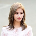 [이것좀봐줘] <b>사나</b> 광대 어떻게 한거임 ㅈㅂㅈㅂ