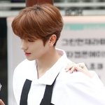 나랑. 결혼해다오.