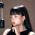 불 다 꺼도 보일 듯한 <b>화려</b>한 여돌