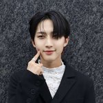 [펜타곤] 아니 큐브