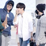 개취 변백현 공항 <b>투탑</b>