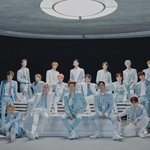 [NCT즌] <b>AAA</b> 는 중요한 시상식이 아니니까 저렇게 입었지