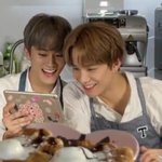 [NCT즌] 나 진짜 손 많이 가나봥,,