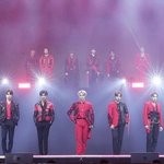 NCT <b>AAA</b> 비하인드 컷