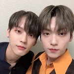 [드루와] <b>민혁</b> 수빈 둘이 사진 찍었어!!